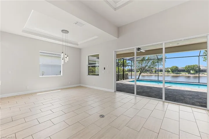 8957 Mustique Ln, Naples, Florida 34114