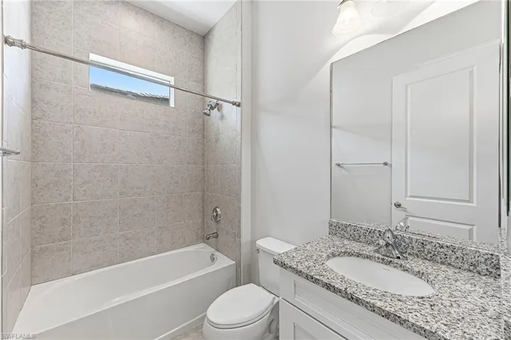 8957 Mustique Ln, Naples, Florida 34114