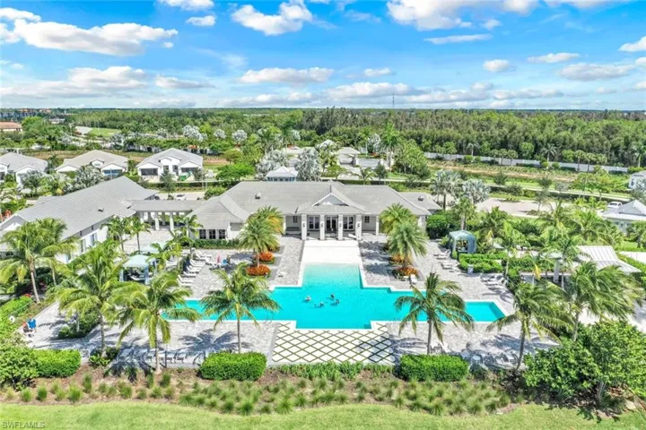8957  Mustique  LN, Naples, FL 34114