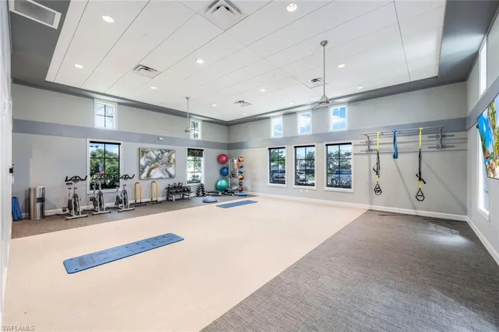 8957  Mustique  LN, Naples, FL 34114