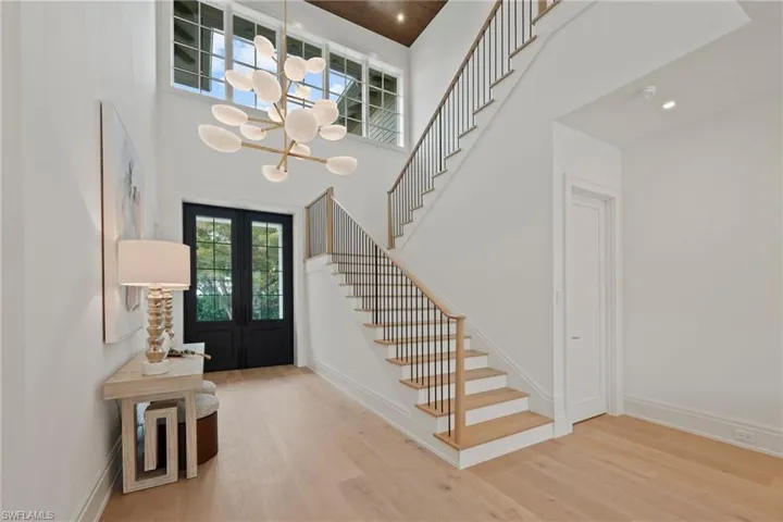 408 16th Ave S, Naples, Florida 34102
