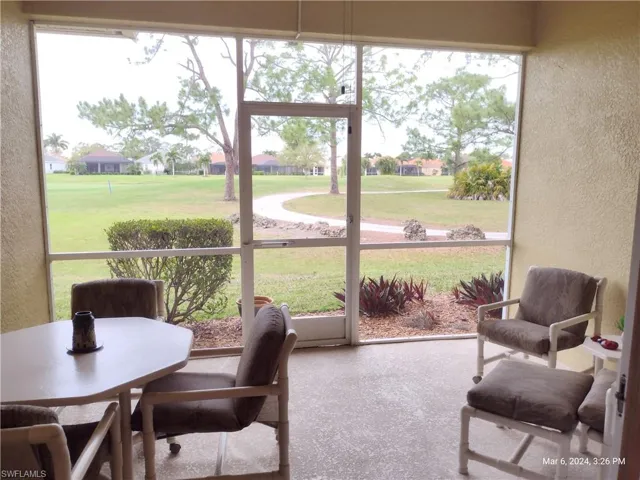 --Screen Lanai. Tranquil Sunsets.