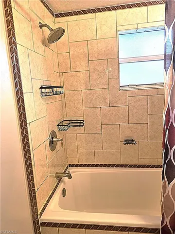 EXTRA deep bathtub