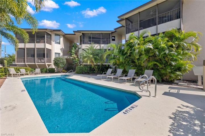 Intimate Complex of 6 Residences with Detached Garage