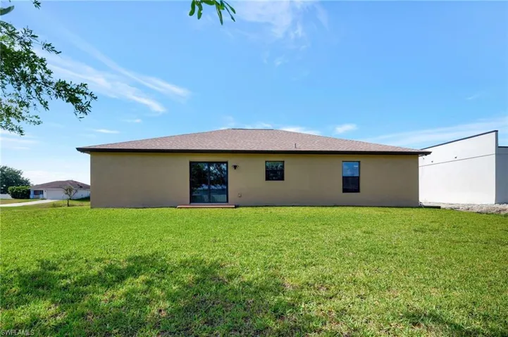 2800  30th SW ST, Lehigh Acres, FL 33976