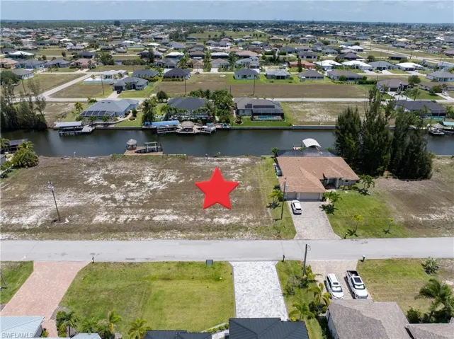 1637 NW 39th  AVE, Cape Coral, FL 33993