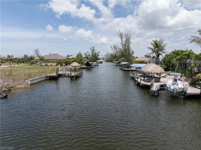 1637 NW 39th  AVE, Cape Coral, FL 33993