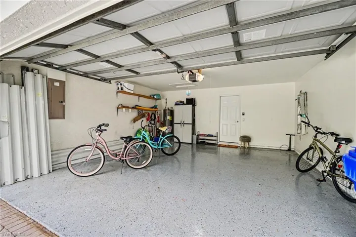 10021  Colonial Country Club  BLVD, Fort Myers, FL 33913