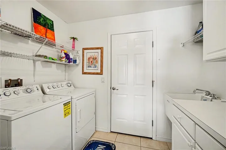 10021  Colonial Country Club  BLVD, Fort Myers, FL 33913