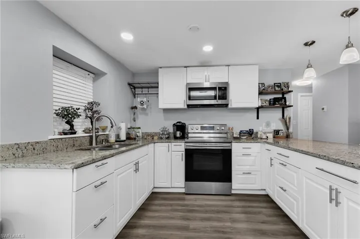 433 Glenridge Ave Nw, Port Charlotte, Florida 33952