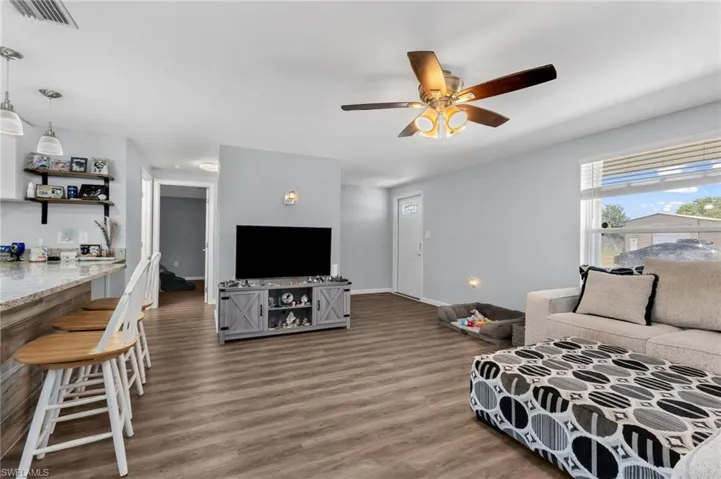 433 Glenridge Ave Nw, Port Charlotte, Florida 33952
