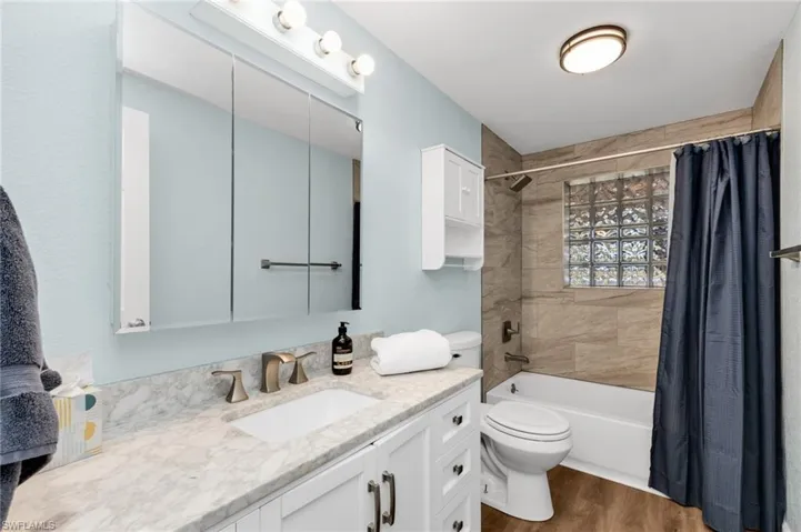 433 Glenridge Ave Nw, Port Charlotte, Florida 33952
