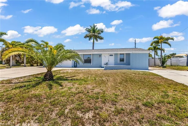 433 Glenridge Ave Nw, Port Charlotte, Florida 33952