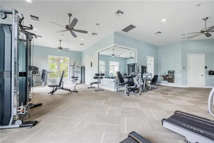 3286 Baravaldo Cir, Cape Coral, Florida 33909