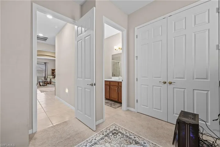3286 Baravaldo Cir, Cape Coral, Florida 33909