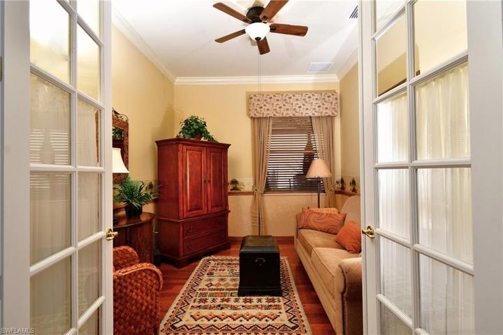 Den/3rd bedroom. Couch is a pull out that has only been used once