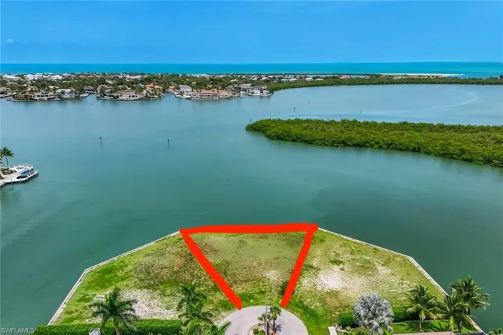 620 Rockport Ct, Marco Island, Florida 34145