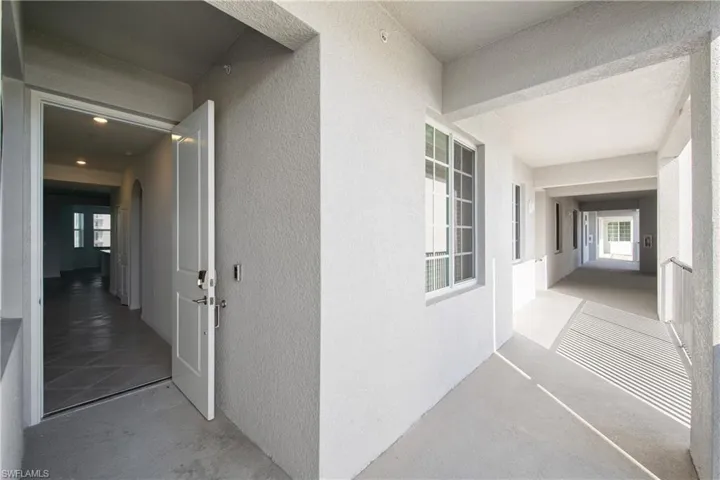 18461  Copperhead N CT, Lehigh Acres, FL 33936