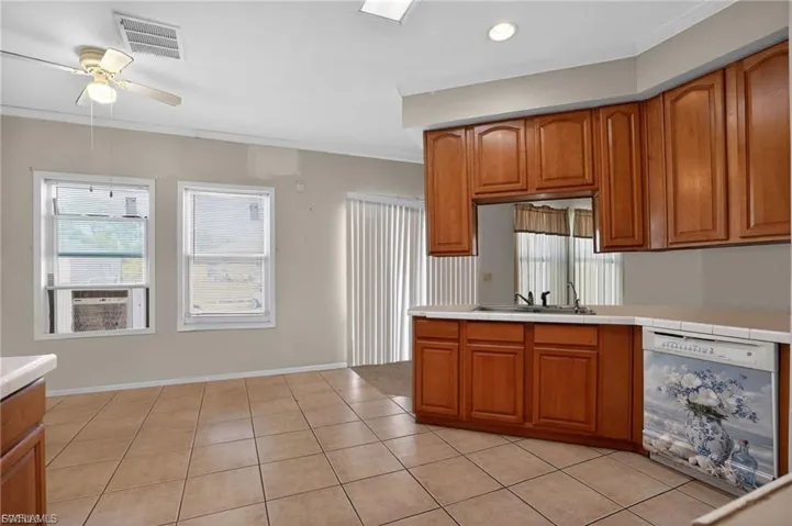 2808 34th St Sw, Lehigh Acres, Florida 33976
