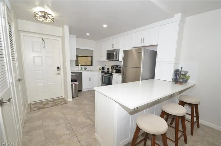 271 Southbay Dr 235, Naples, Florida 34108