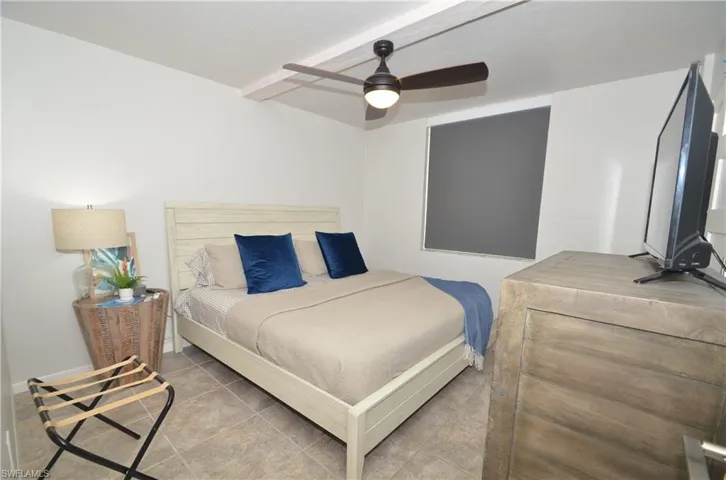 271 Southbay Dr 235, Naples, Florida 34108