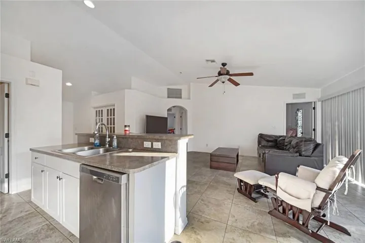 Open Kitchen