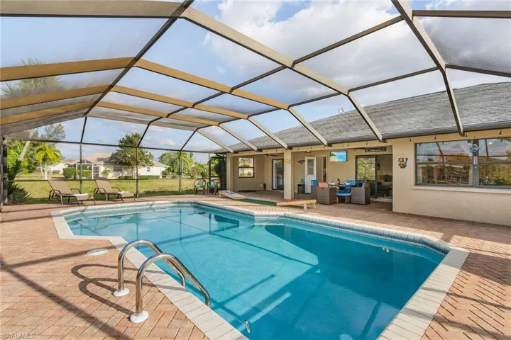 201 Se 28th Ter, Cape Coral, Florida 33904