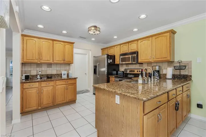 201 Se 28th Ter, Cape Coral, Florida 33904