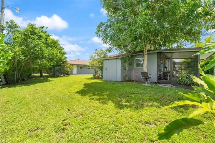 3365 Estey Ave, Naples, Florida 34104