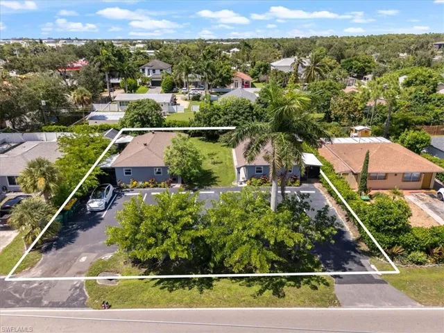 3365 Estey Ave, Naples, Florida 34104