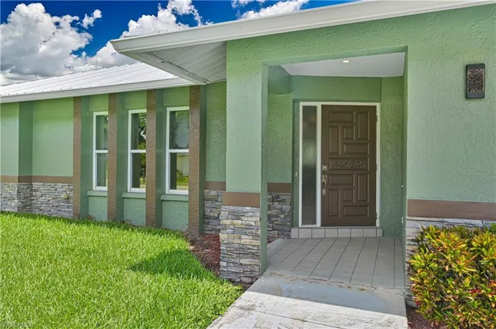 14938 Randolph Dr, Fort Myers, Florida 33905