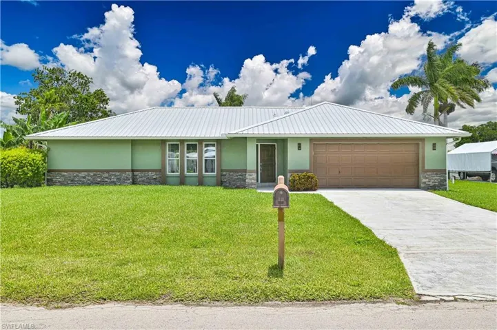 14938 Randolph Dr, Fort Myers, Florida 33905
