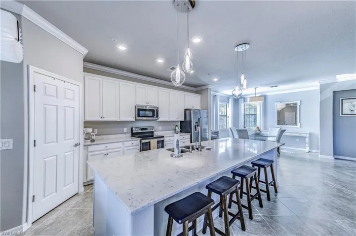 17251  CHERRYWOOD  CT, Bonita Springs, FL 34135