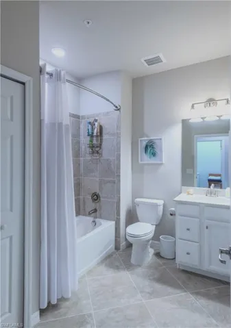 17251  CHERRYWOOD  CT, Bonita Springs, FL 34135