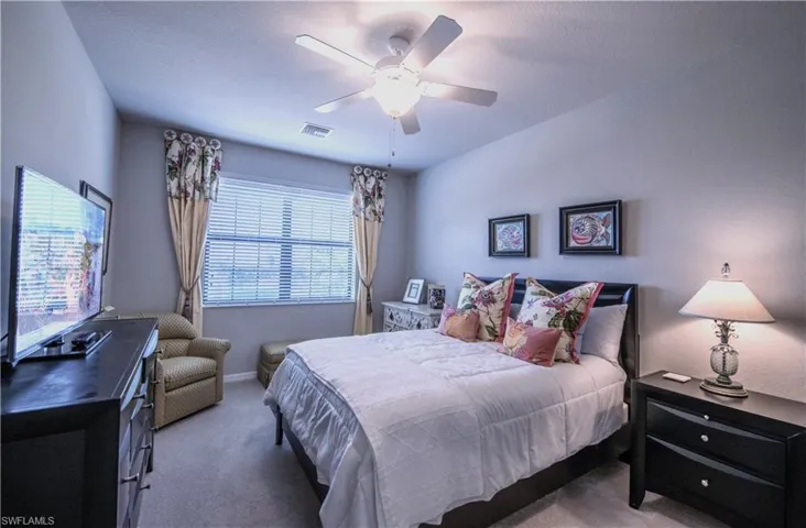 17251  CHERRYWOOD  CT, Bonita Springs, FL 34135