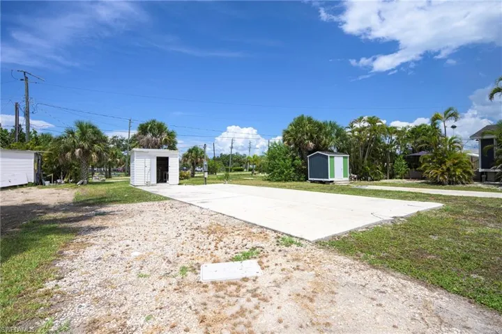 47 Oyster Bay Ln, Fort Myers Beach, Florida 33931
