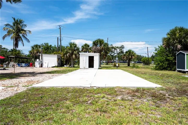 47 Oyster Bay Ln, Fort Myers Beach, Florida 33931