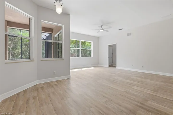 Family Room, Breakfast Nook
