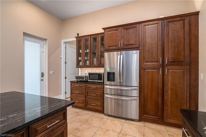 2008 NW 36th  AVE, Cape Coral, FL 33993