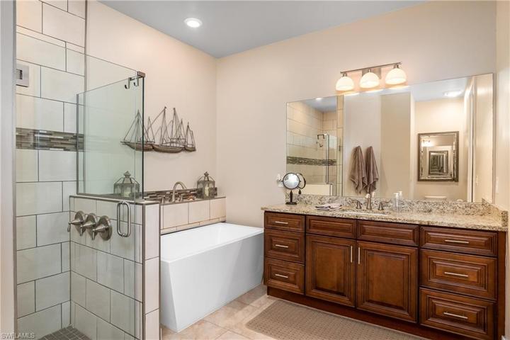 2008 NW 36th  AVE, Cape Coral, FL 33993
