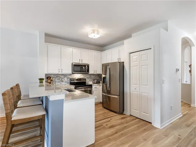 21393  Bella Terra  BLVD, Estero, FL 33928