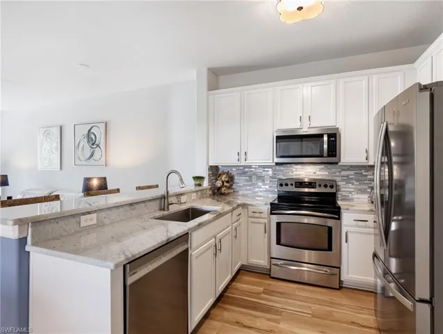 21393  Bella Terra  BLVD, Estero, FL 33928