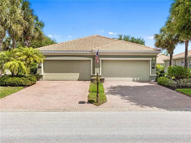 21393  Bella Terra  BLVD, Estero, FL 33928