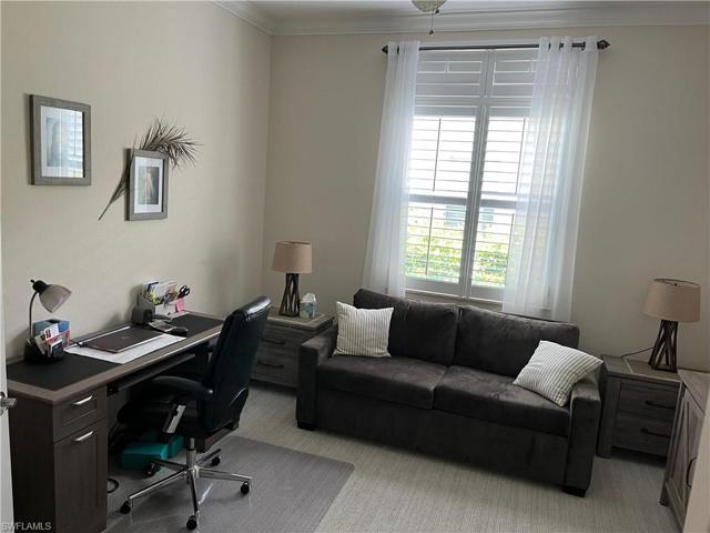 Den/Bedroom