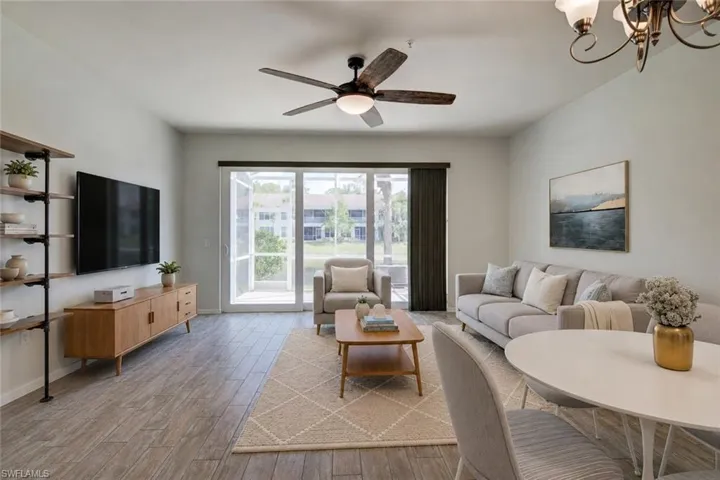 904 Hampton Cir 94, Naples, Florida 34105