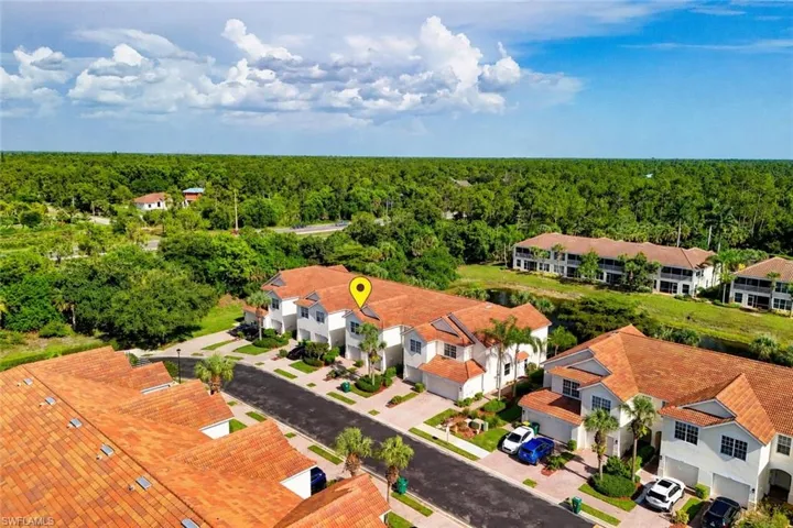 904 Hampton Cir 94, Naples, Florida 34105