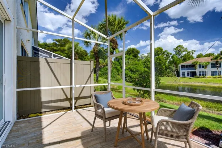 904 Hampton Cir 94, Naples, Florida 34105