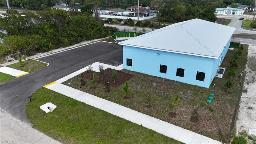 121 Gretchen Ave S, Lehigh Acres, Florida 33973