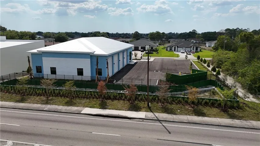 121 Gretchen Ave S, Lehigh Acres, Florida 33973