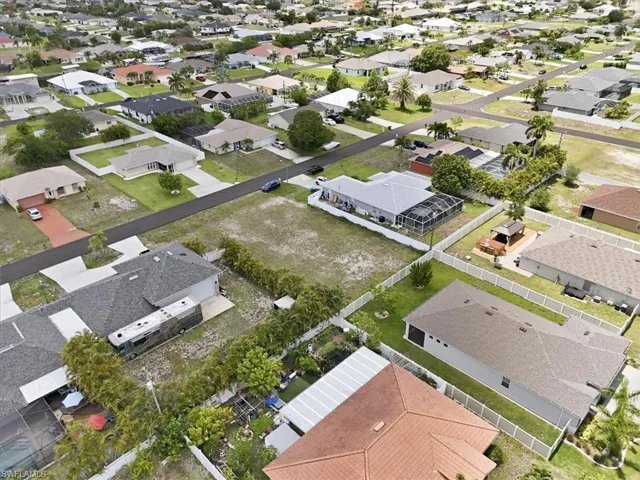 4215 Sw 9th Pl, Cape Coral, Florida 33914